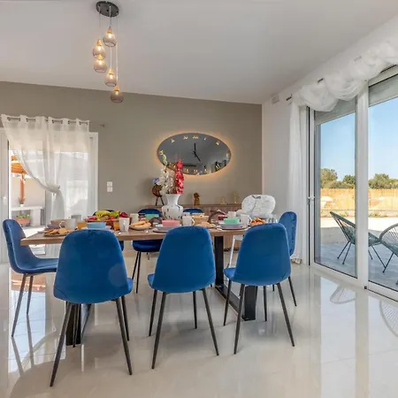 Mika * Αφάντου